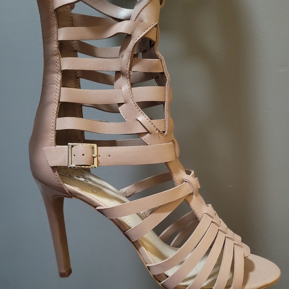 BRAND NEW VINCE CAMUTO KASE GLADIATOR HEELS - Picture 5 of 9